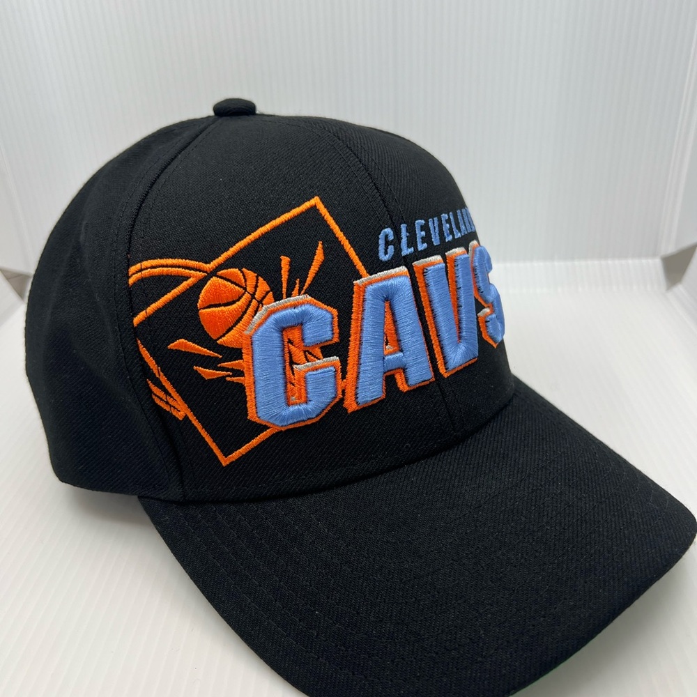 Cleveland Cavaliers Mitchell & Ness Snapback Hat